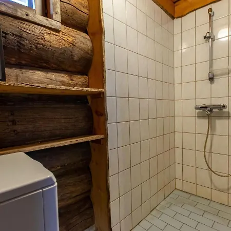 Keisarinna By Interhome * Рука